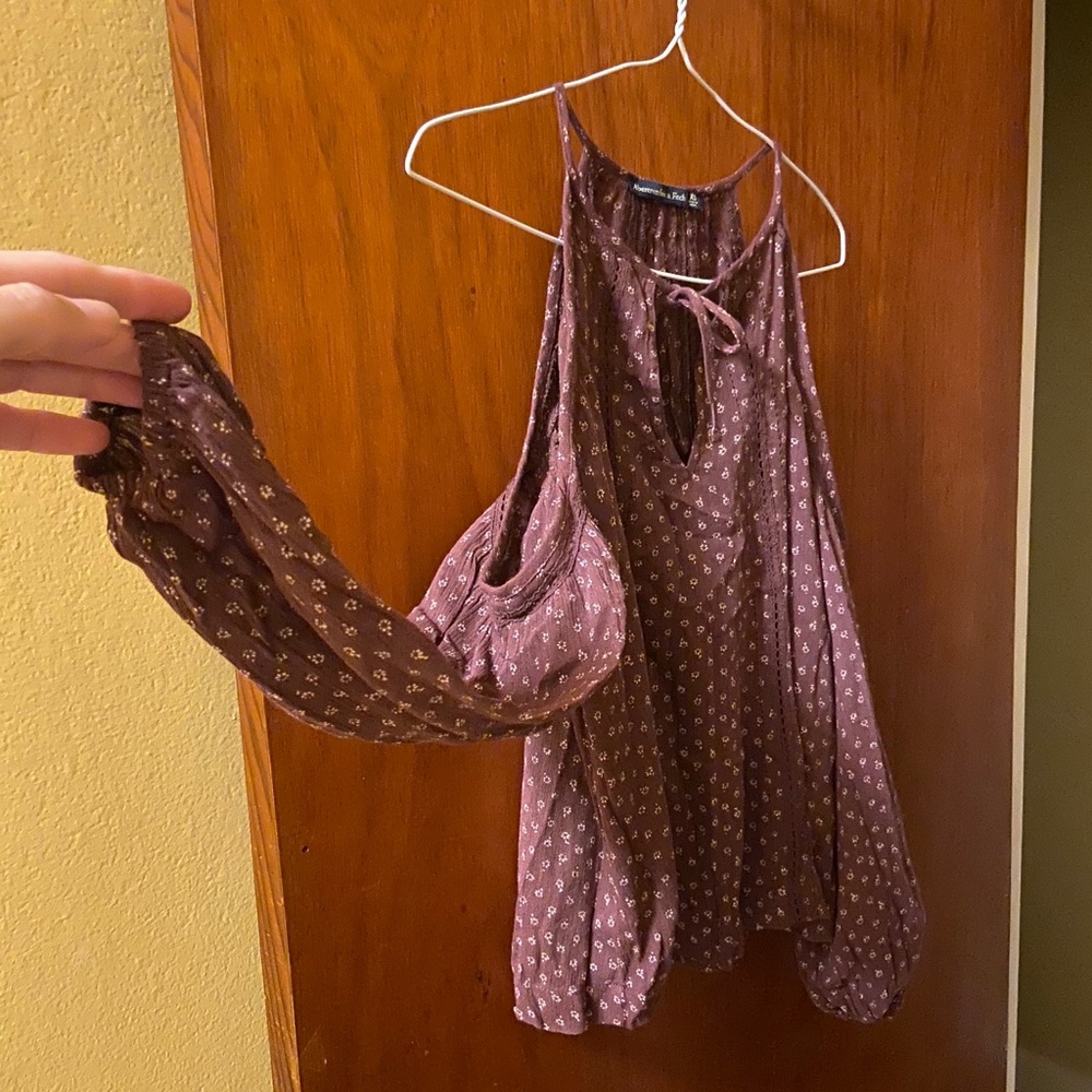 blouse - Picture 2 of 2